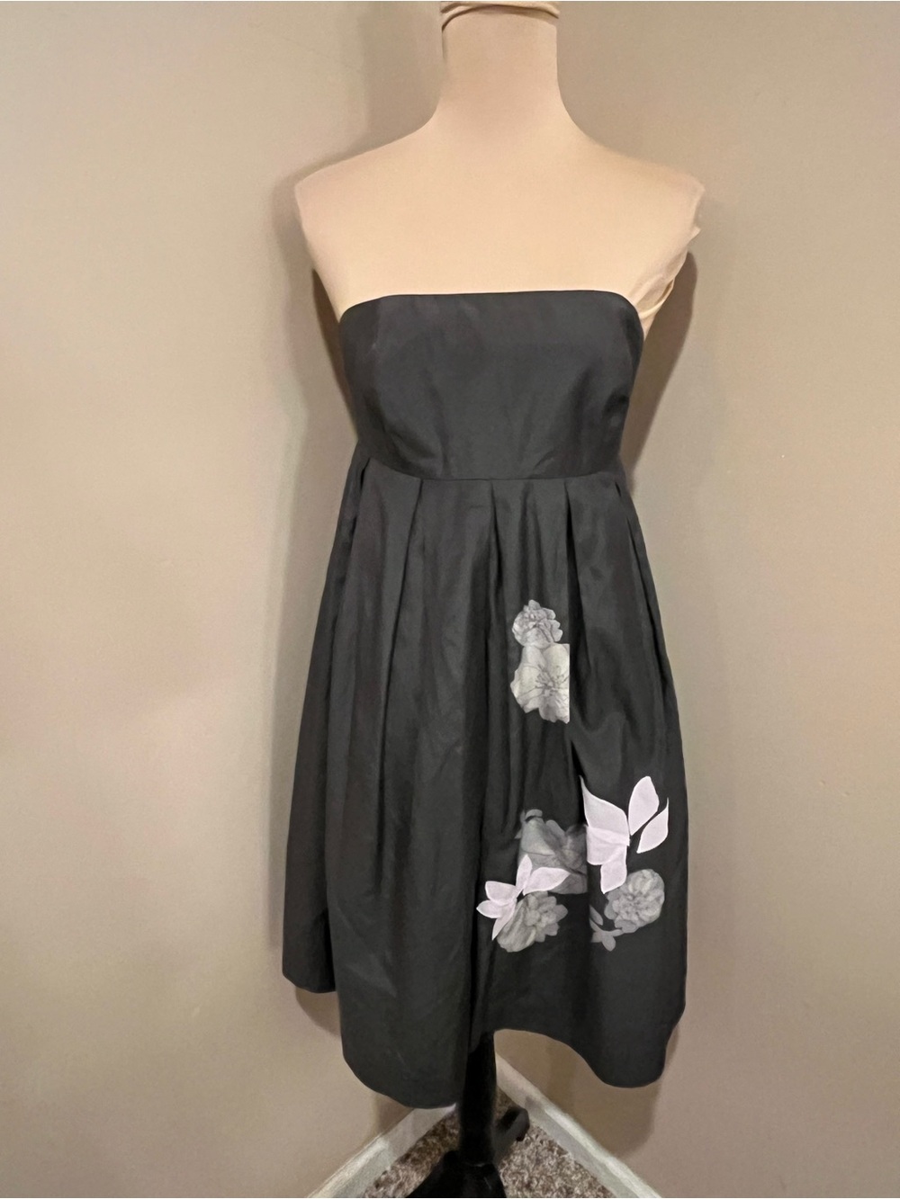GAP Strapless Dark Grey Dress Pale Floral Appliqué, 4